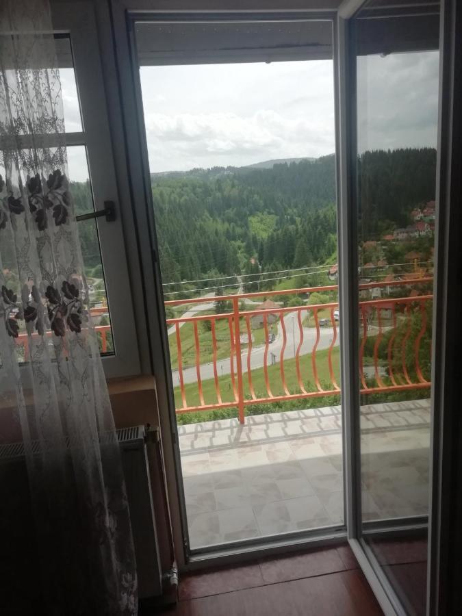 Jovanovic - Zlatarski Dom โนวาวาโรช ภายนอก รูปภาพ