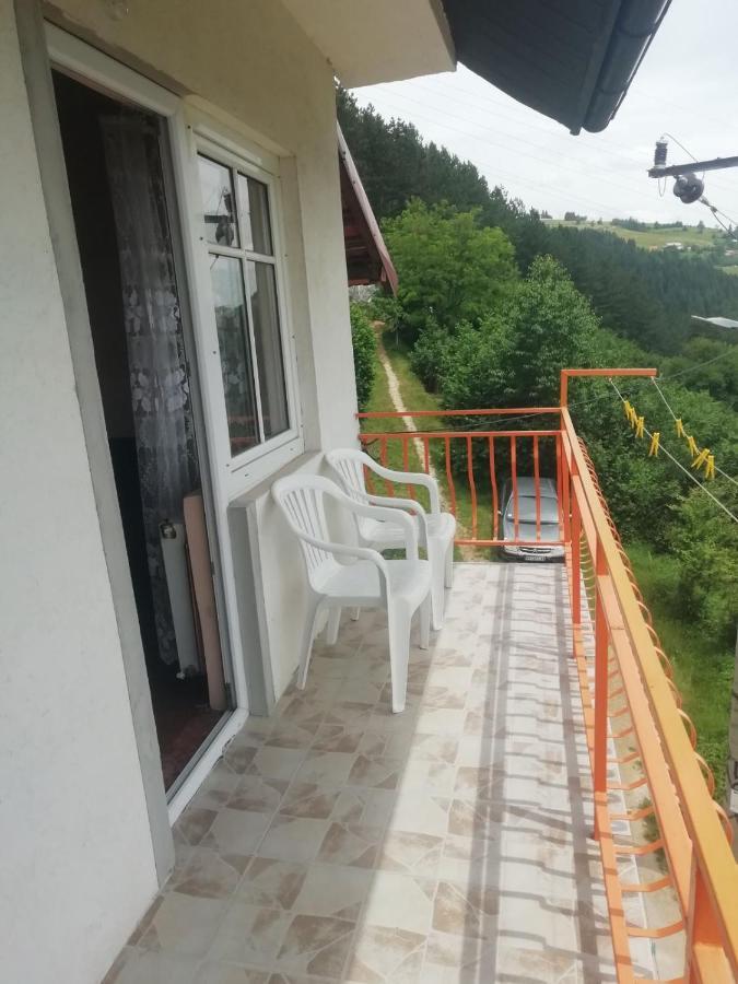 Jovanovic - Zlatarski Dom โนวาวาโรช ภายนอก รูปภาพ