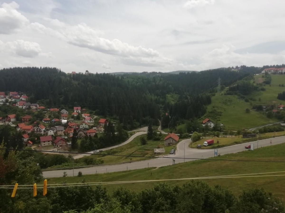 Jovanovic - Zlatarski Dom โนวาวาโรช ภายนอก รูปภาพ